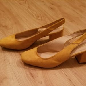 Olivia Jaymes Yellow Sandals